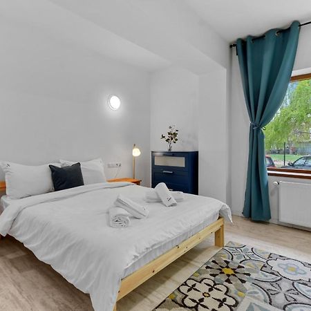 Homestay Отопень Екстер'єр фото