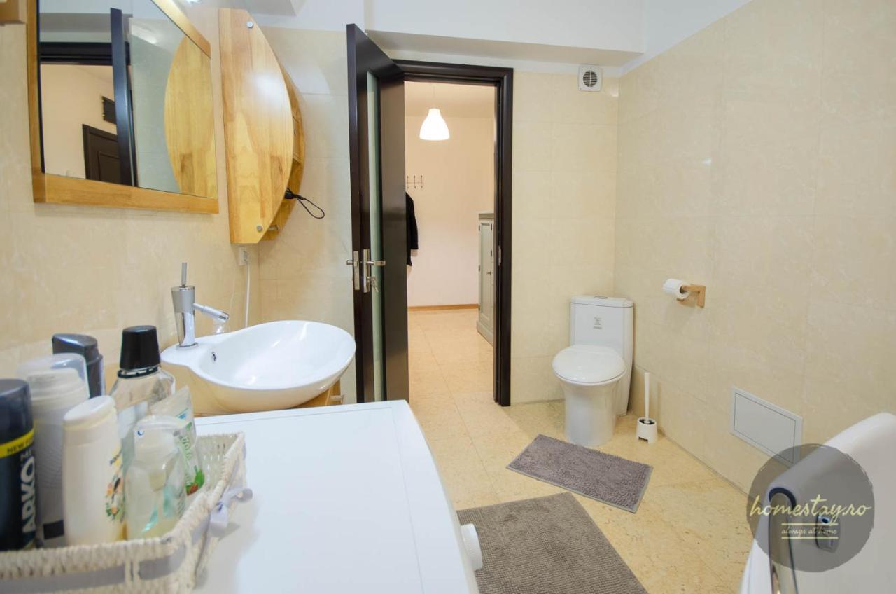 Homestay Отопень Екстер'єр фото