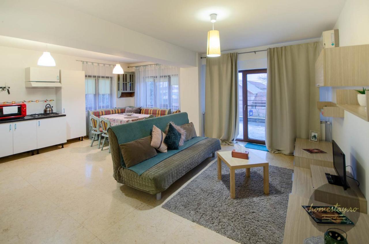 Homestay Отопень Екстер'єр фото