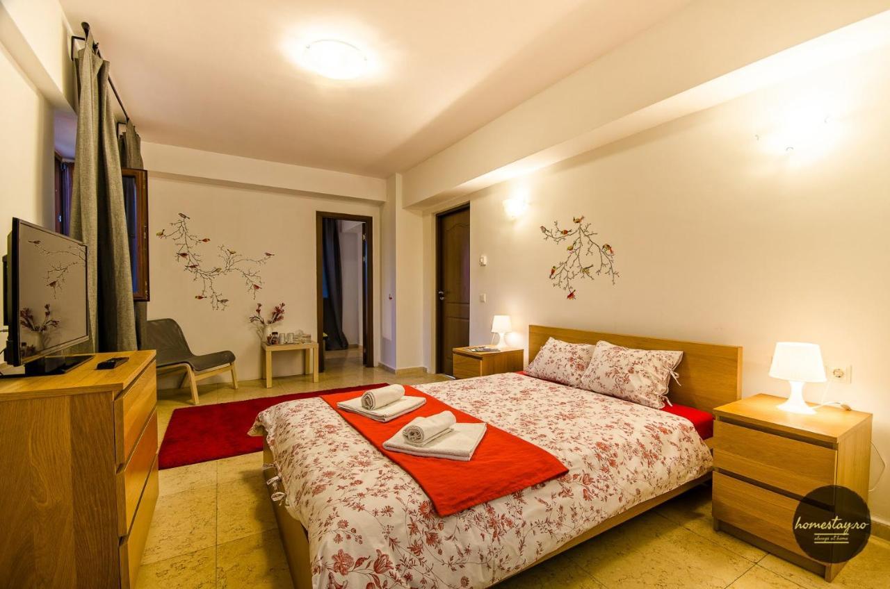 Homestay Отопень Екстер'єр фото