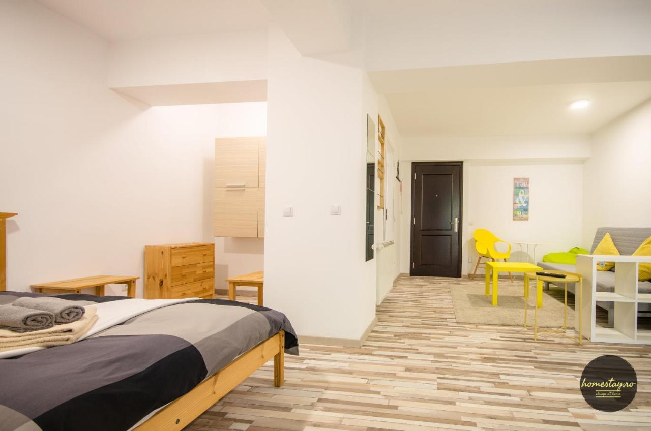 Homestay Отопень Екстер'єр фото