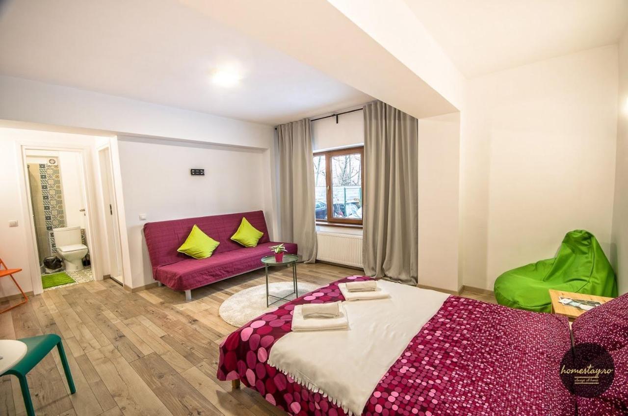 Homestay Отопень Екстер'єр фото