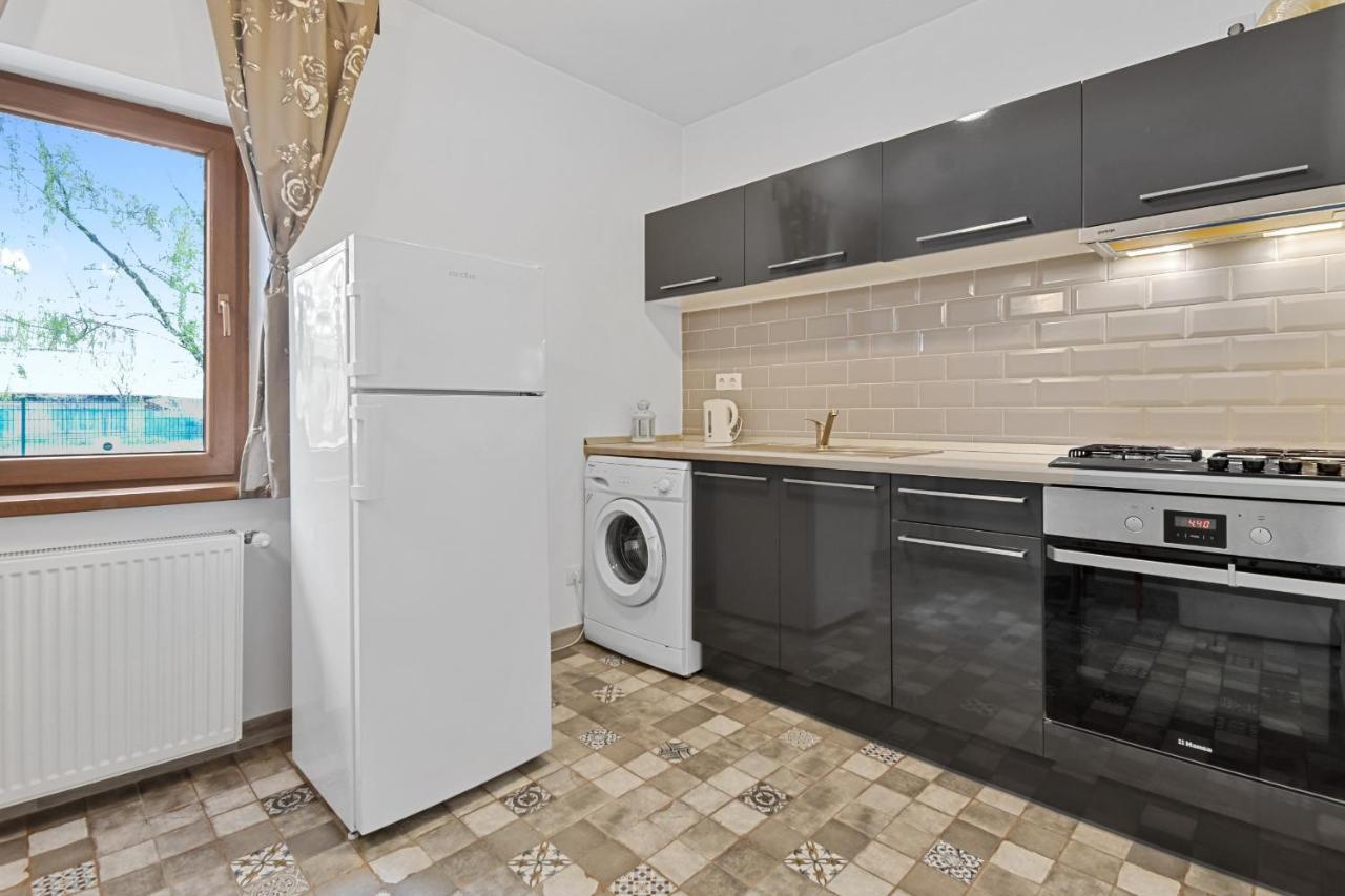 Homestay Отопень Екстер'єр фото
