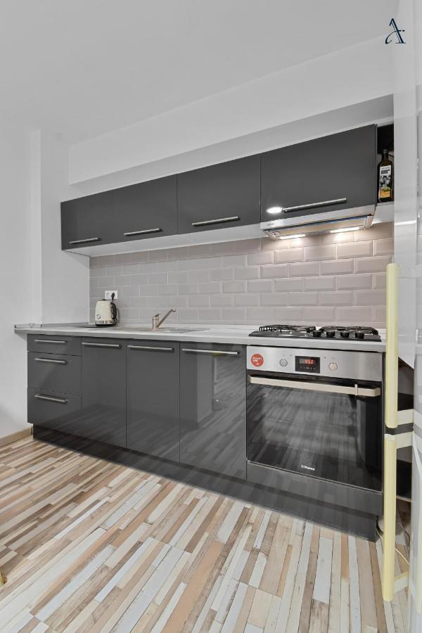Homestay Отопень Екстер'єр фото