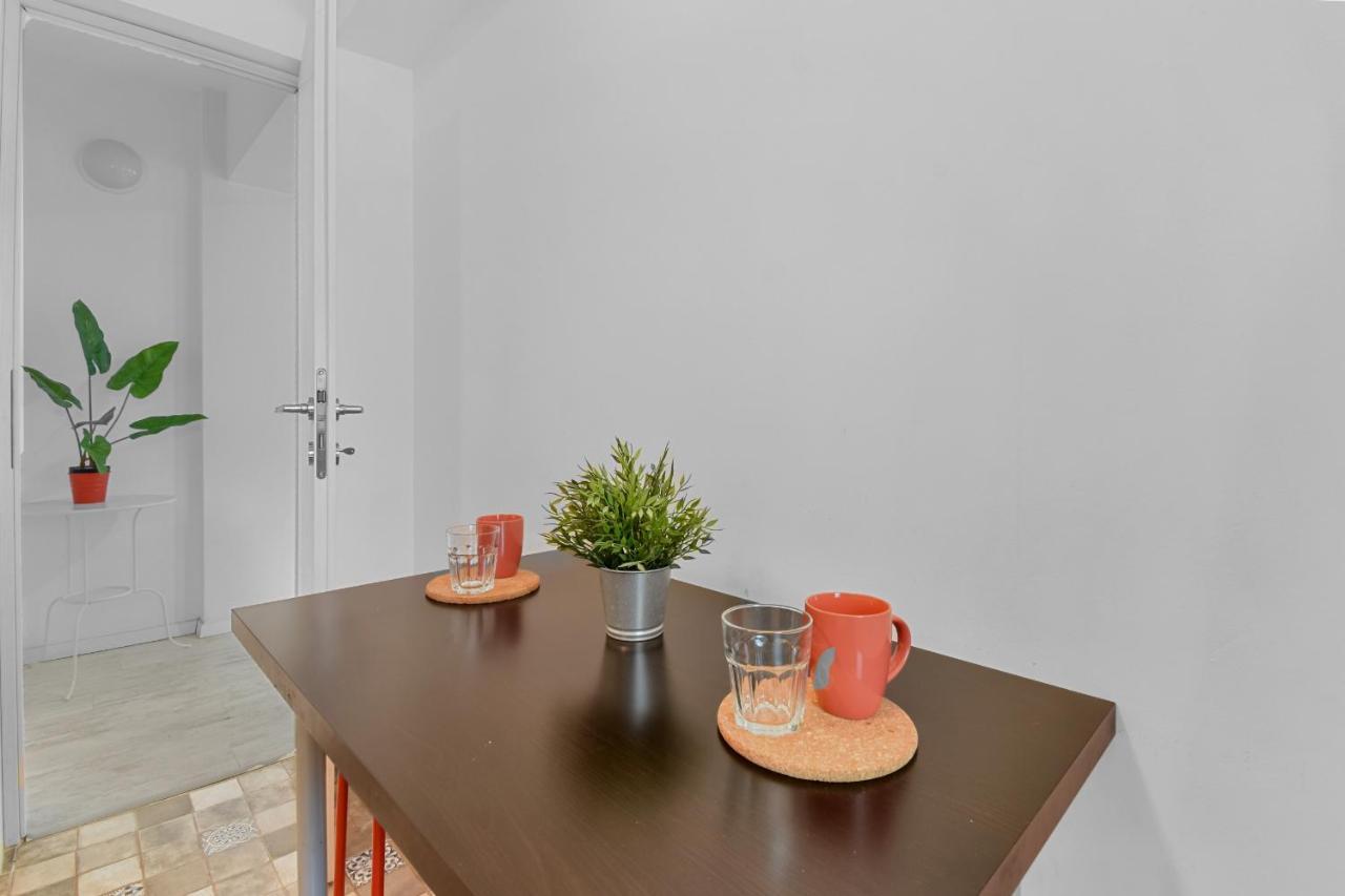 Homestay Отопень Екстер'єр фото