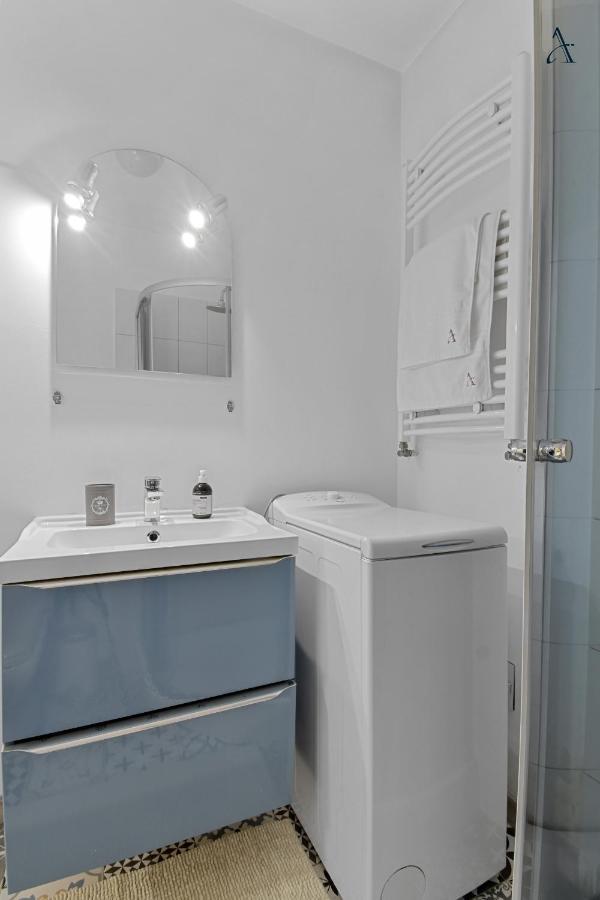 Homestay Отопень Екстер'єр фото